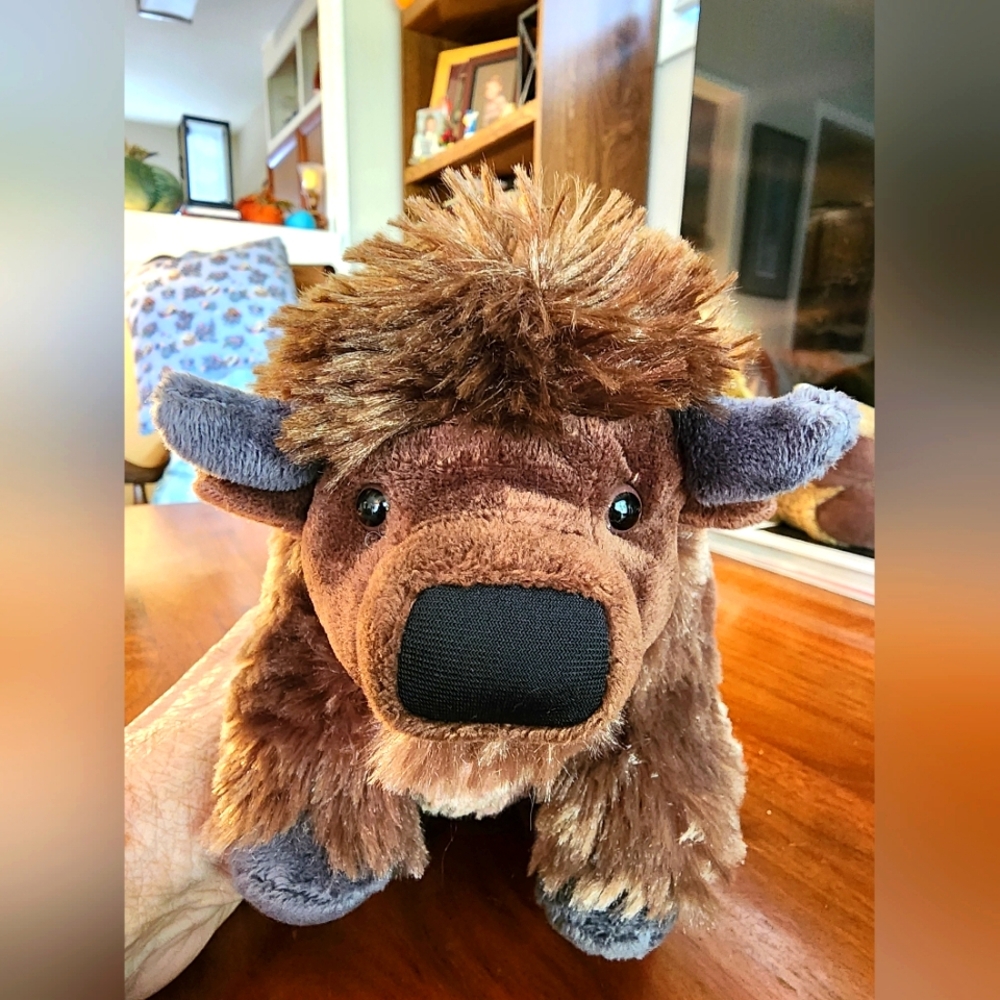 EUC Plush Bison from Wild Republic Cuddlekins